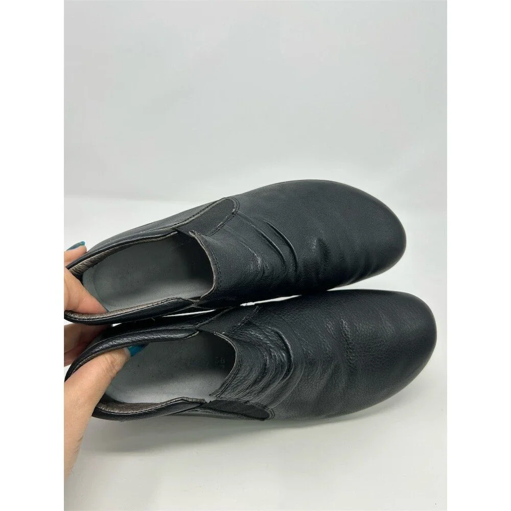 Naot Terehu Womens Black Leather Slip-On Comfort Ankle Booties Size 38
